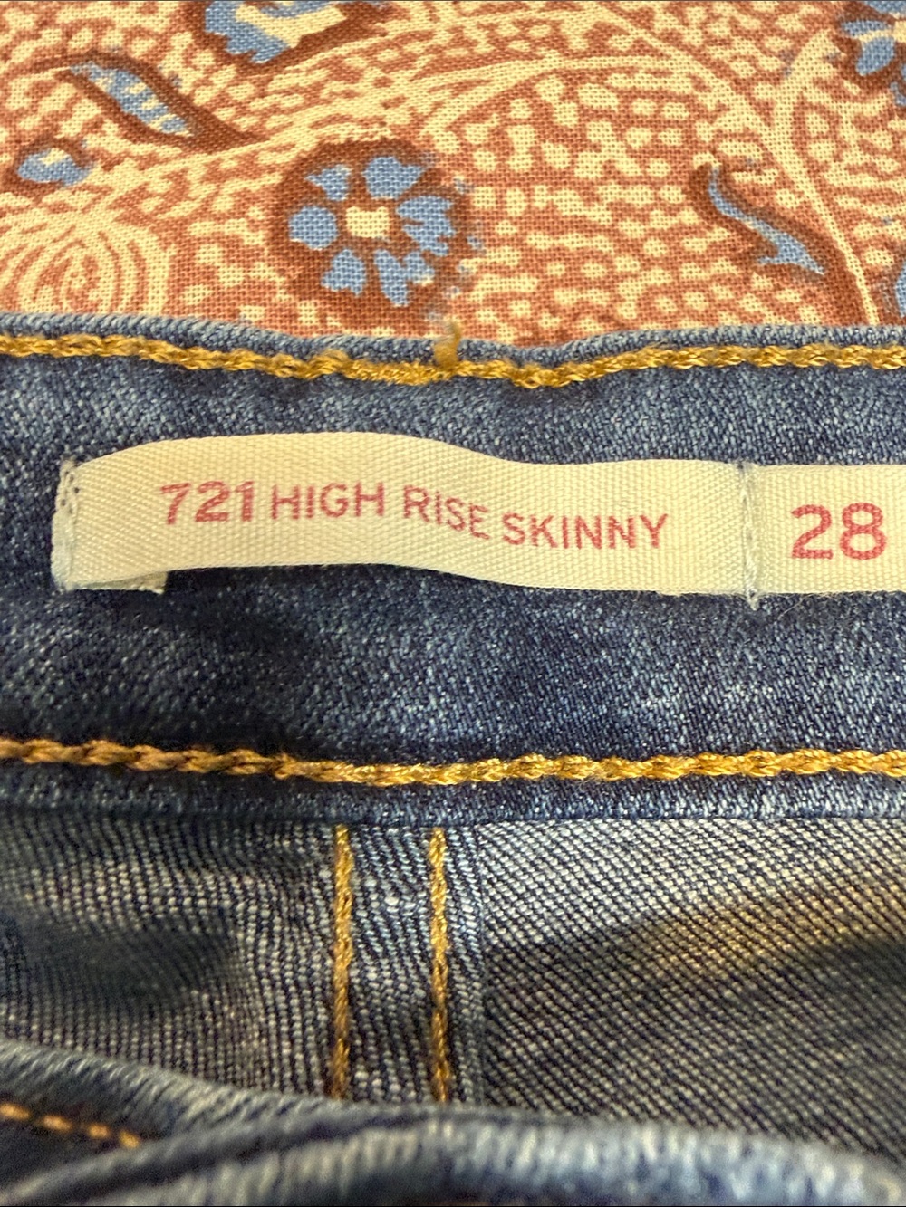 Levi's Dark Blue High Rise Skinny Jeans - Picture 2 of 9